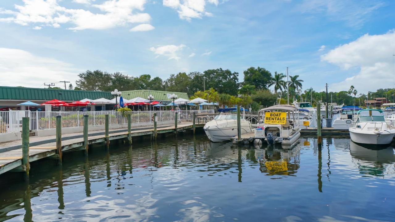 Heated Pool, Fireplace, 70" Tv, Waterfront & More! Sarasota Eksteriør bilde