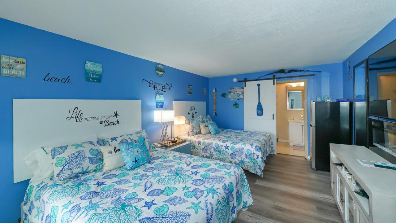 Heated Pool, Fireplace, 70" Tv, Waterfront & More! Sarasota Eksteriør bilde