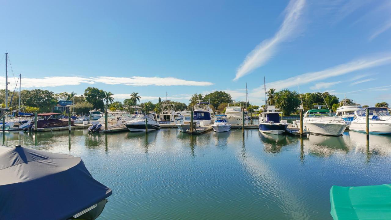 Heated Pool, Fireplace, 70" Tv, Waterfront & More! Sarasota Eksteriør bilde