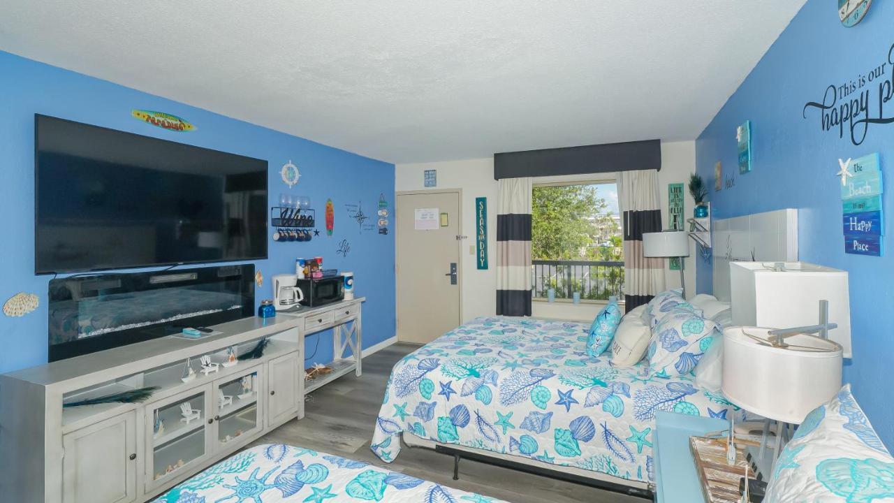 Heated Pool, Fireplace, 70" Tv, Waterfront & More! Sarasota Eksteriør bilde