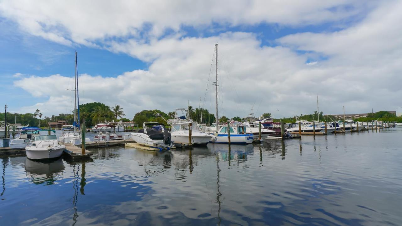 Heated Pool, Fireplace, 70" Tv, Waterfront & More! Sarasota Eksteriør bilde
